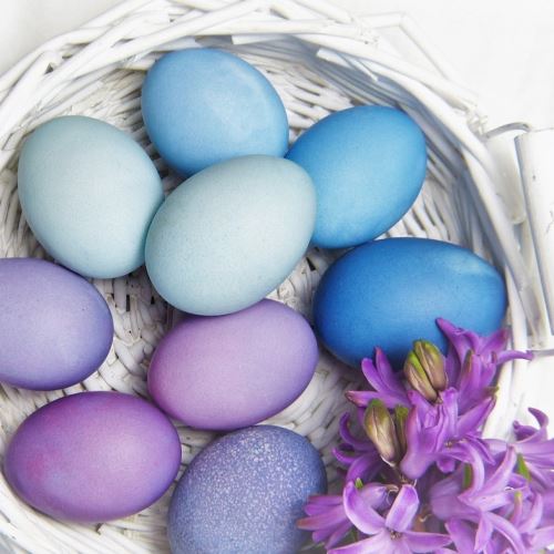 Colori naturali per le uova di Pasqua - con gli ingredienti che avete in dispensa